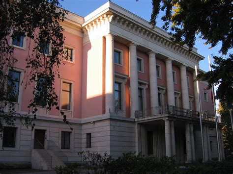 L'Ambasciato .